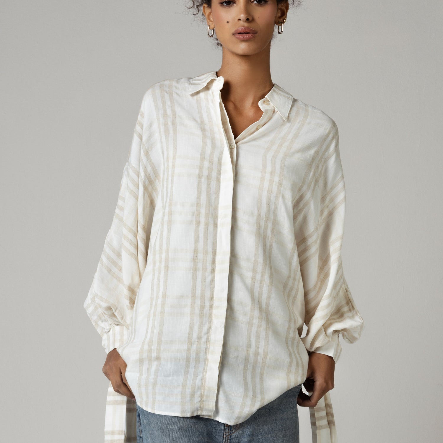 🎁 Plaid Viscose Cotton Blouse with Tie Wristbands (30% off)