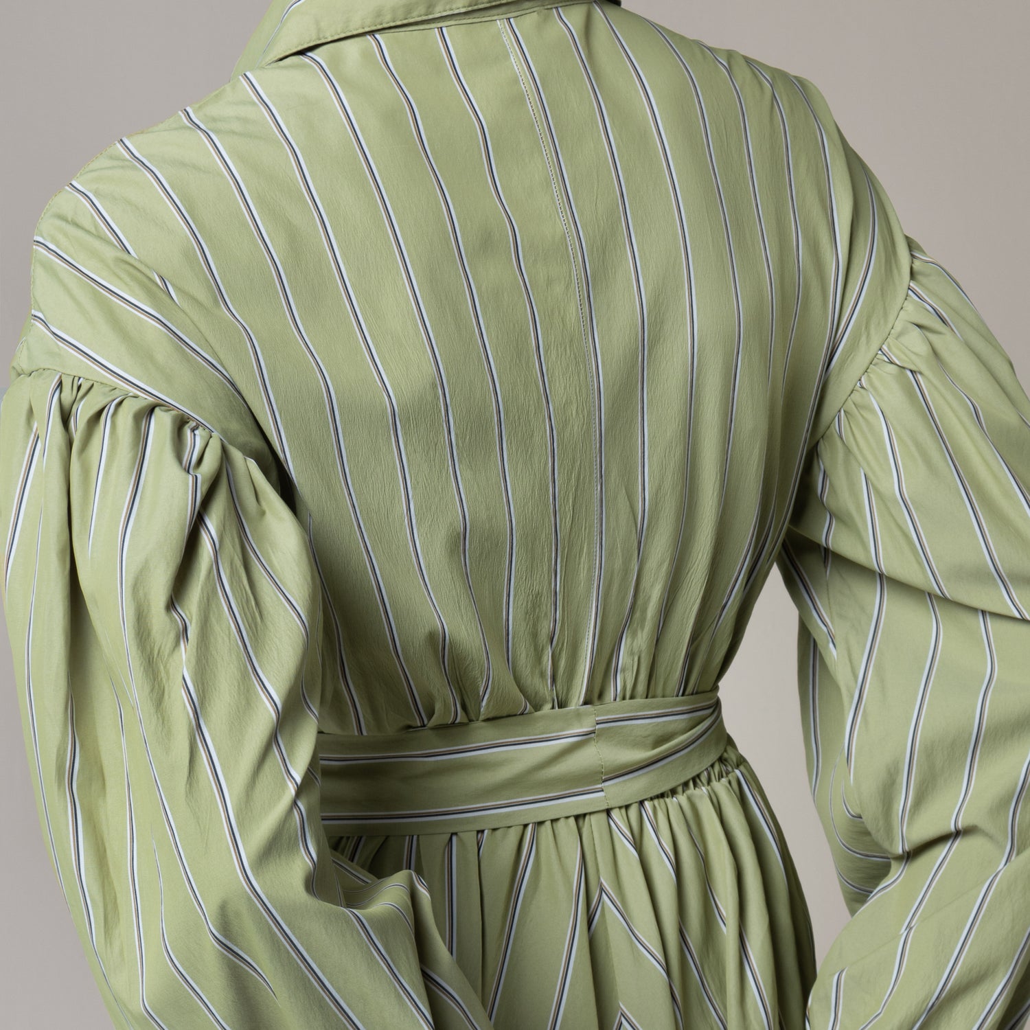 فستان نمط قميص اخضر - مخطط