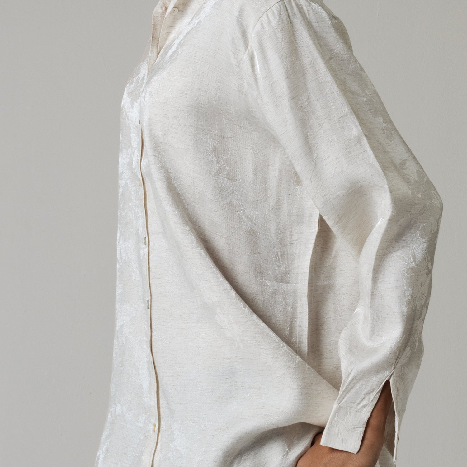 Jaquard Oversized Shirt with Shimmery Effect - White