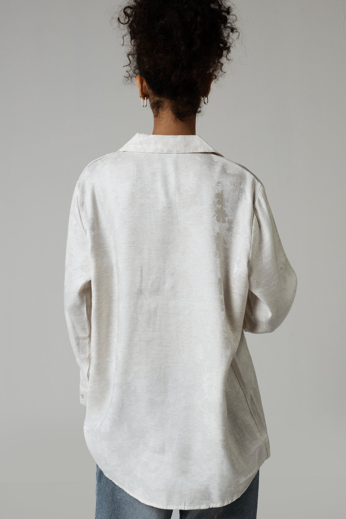 Jaquard Oversized Shirt with Shimmery Effect - White