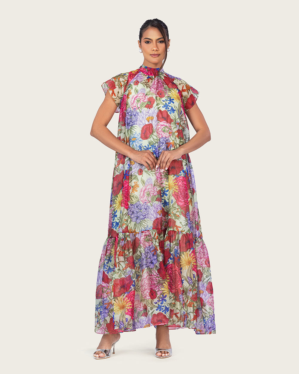 فستان ماكسي أورغانزا مزهر بياقة عالية وربطة خلفية