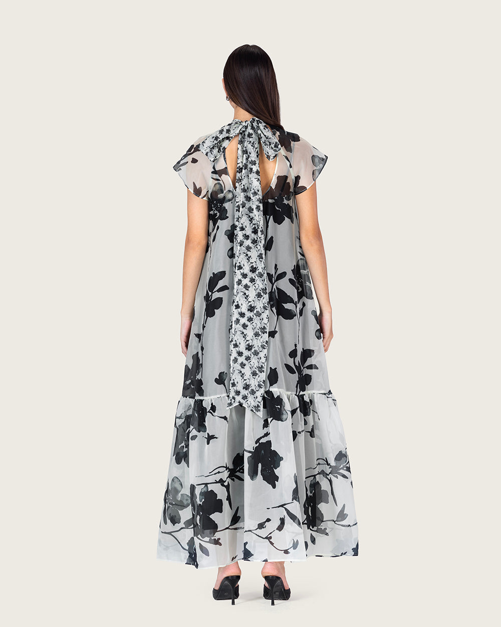 فستان ماكسي أورغانزا مزهر مع ربطة خلفية