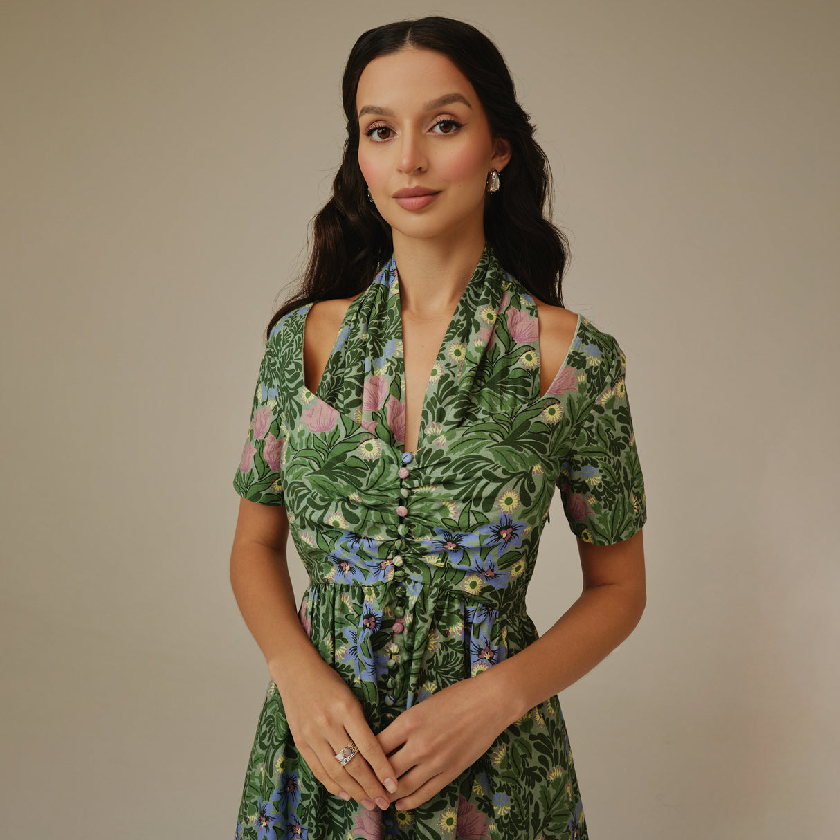 فستان كتان مخطط مزهر