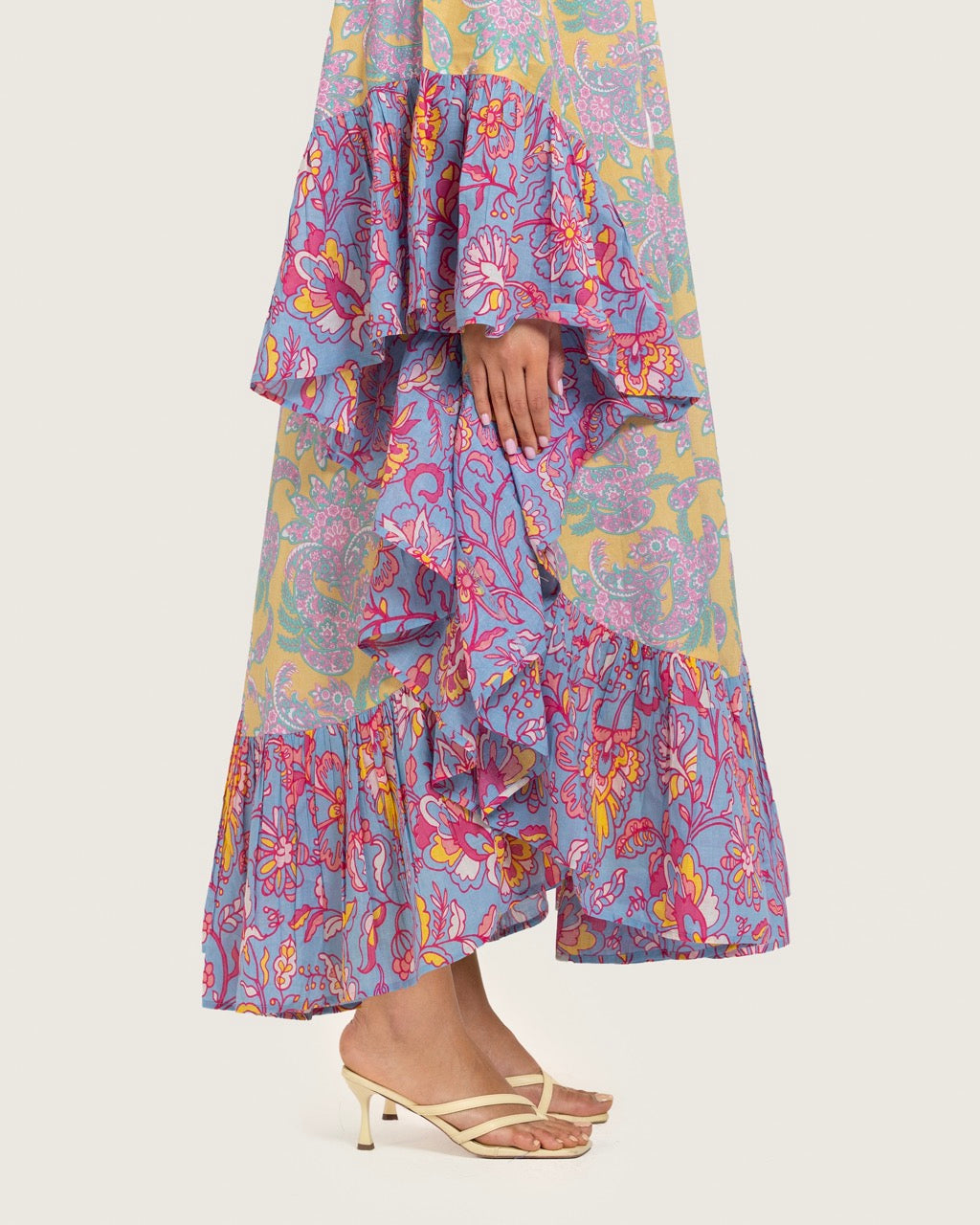 Printed Flowy Kaftan Dress with Soft Multicolor Motifs and Tassels