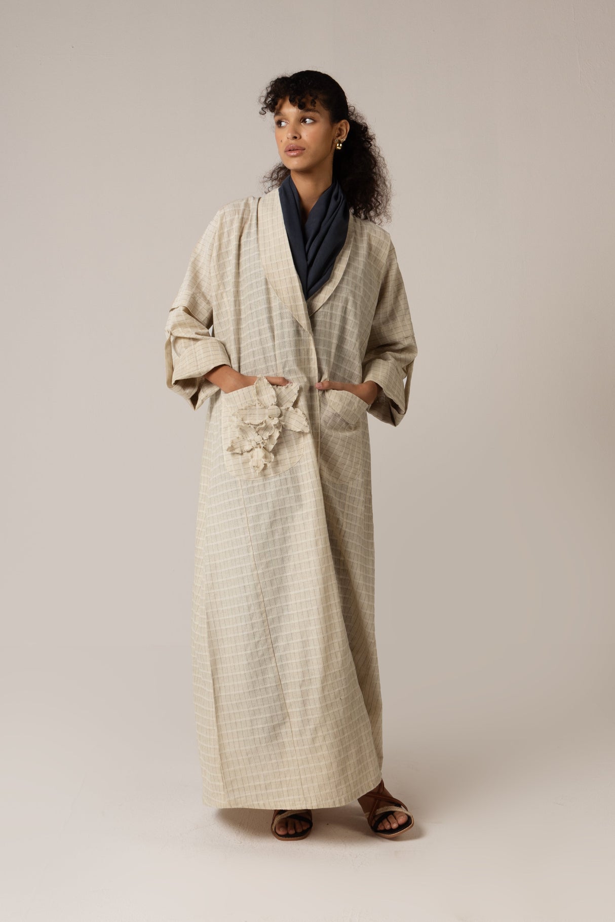 Cotton Abaya with Tonal Pattern and Floral Appliqué Pocket - Noētic