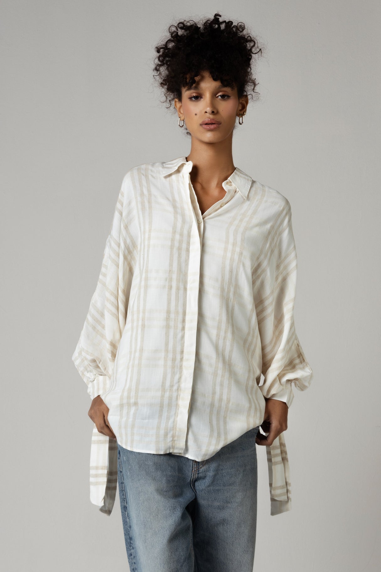 🎁 Plaid Viscose Cotton Blouse with Tie Wristbands (30% off)