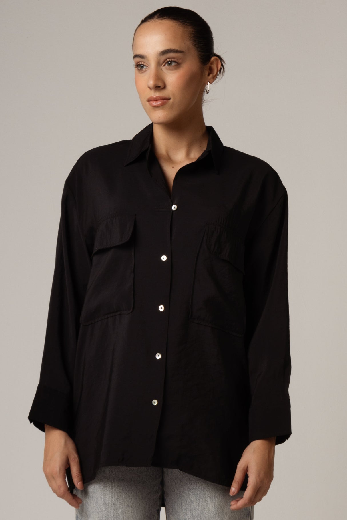 🎁 Utility Pocket Shirt - Black (30% off)