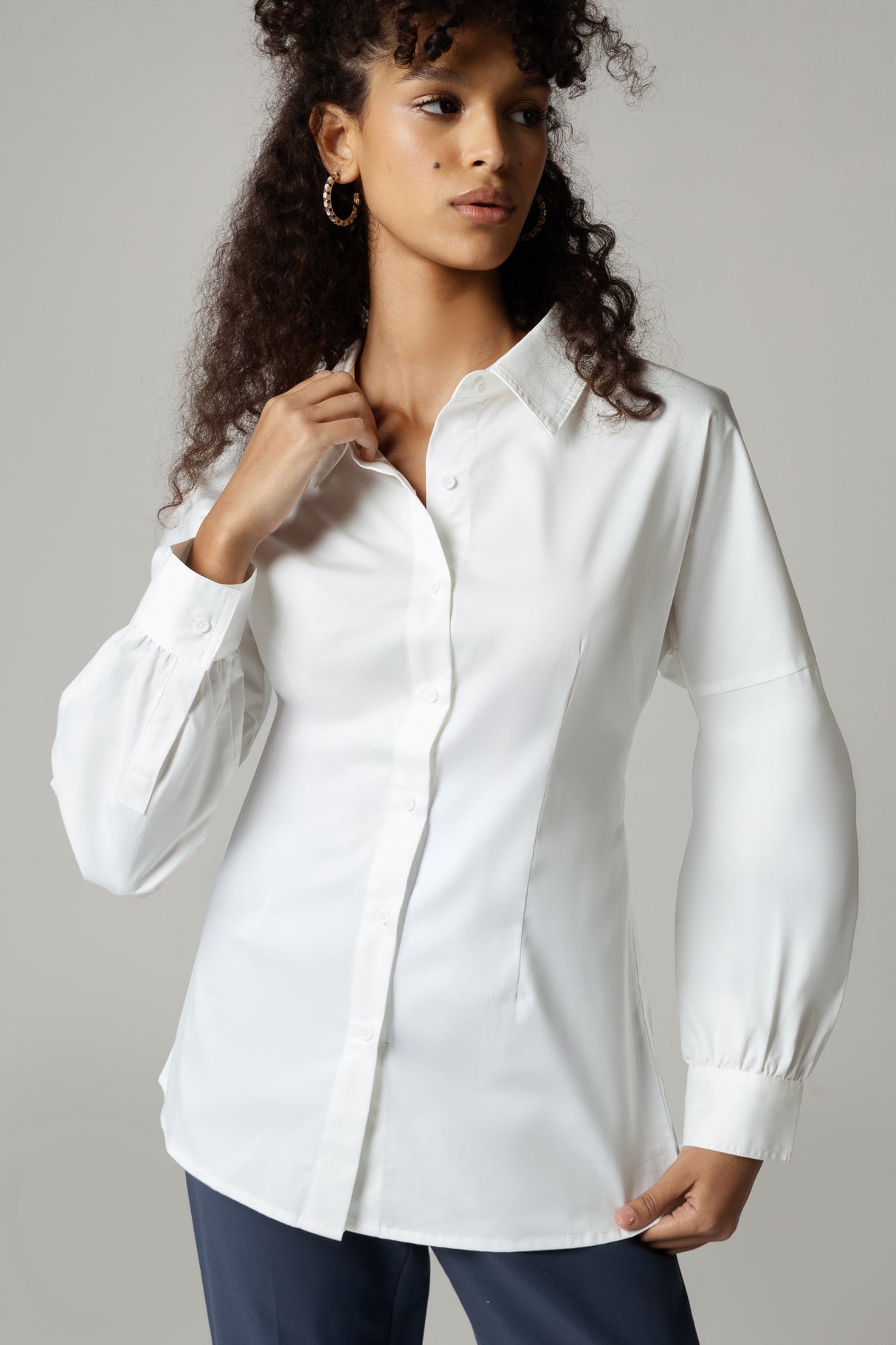 🎁 Classic White Poplin Shirt (30% off)