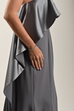 Sleeveless Long Crepe Dress Elegant Grey Modest Style for Women L Sleeveless Long Crepe Dress Elegant Grey Modest Style for Women L