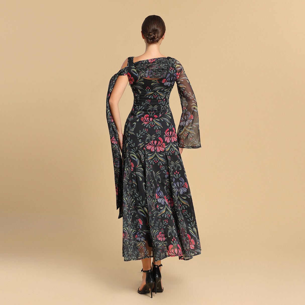 فستان شيفون كتف مكشوف بطبعة زهور