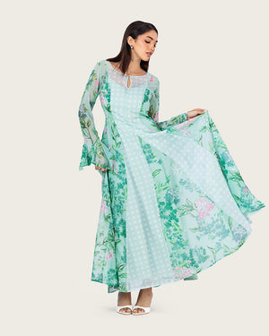 فستان شيفون أخضر فاتح مزهر بأكمام واسعة