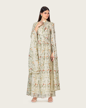 فستان عاجي بنقشة زهرية وأكمام منسدلة