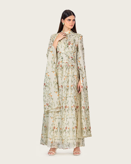 فستان عاجي بنقشة زهرية وأكمام منسدلة