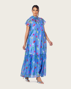 فستان ماكسي أورغانزا أزرق مزهر مع ربطة خلفية