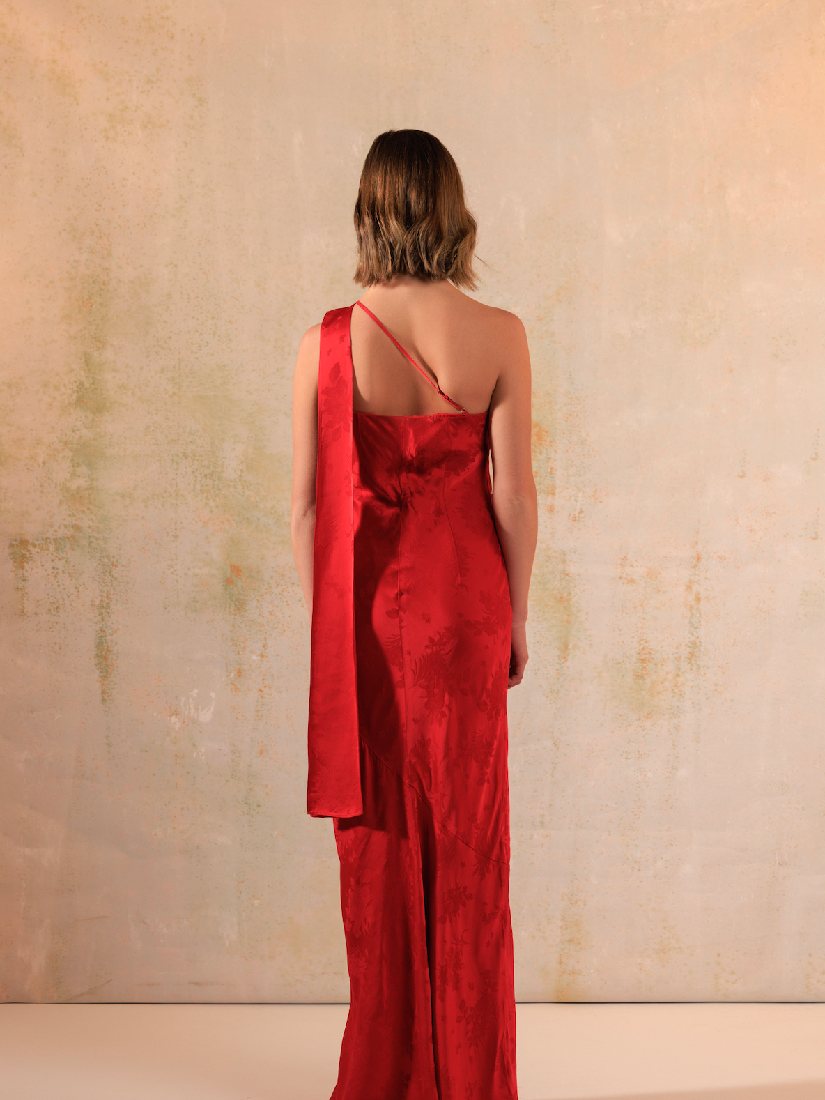 Red Satin Jacquard One-Shoulder Maxi Bias Cut Dress S Red Satin Jacquard One-Shoulder Maxi Bias Cut Dress S