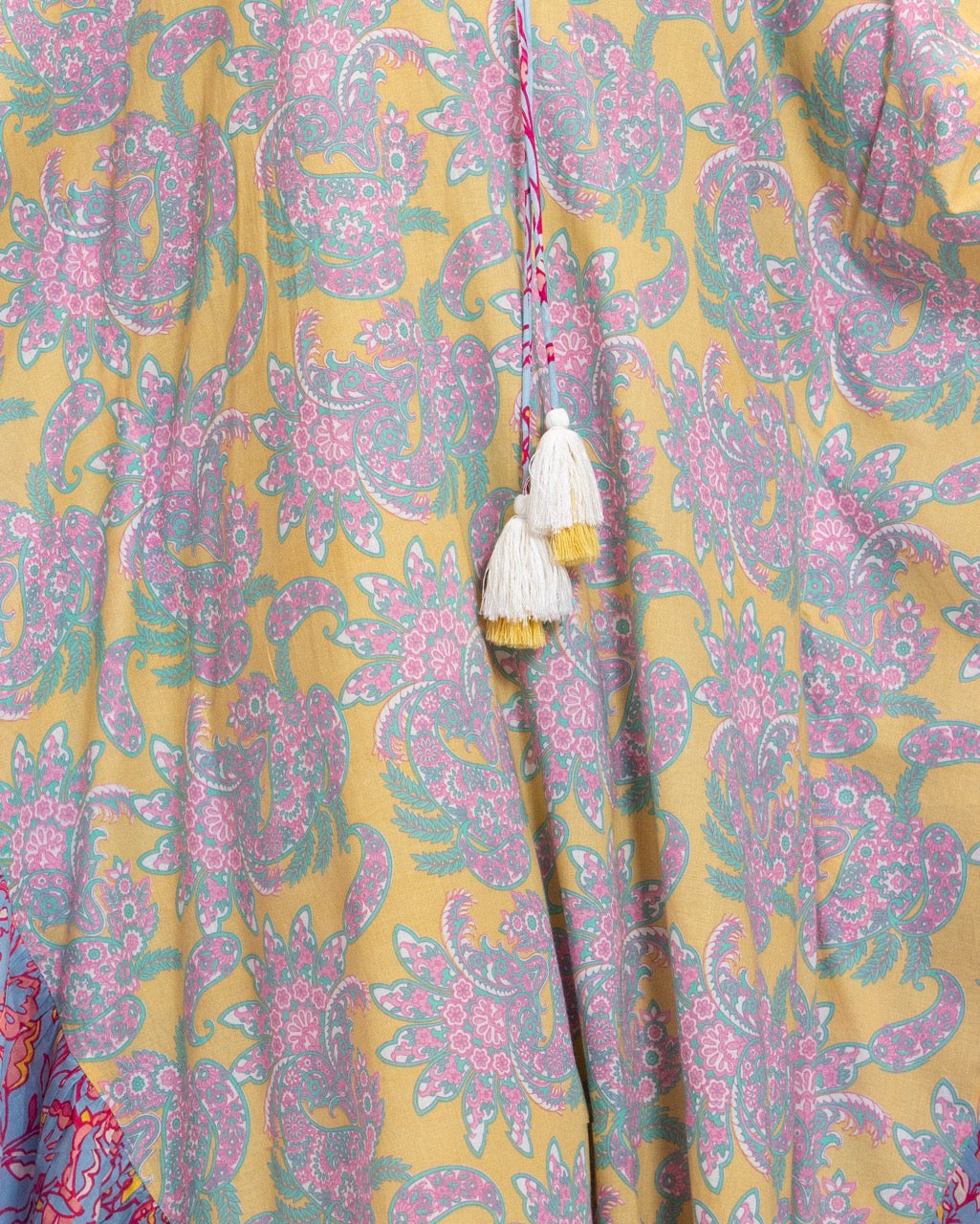 Printed Flowy Kaftan Dress with Soft Multicolor Motifs and Tassels