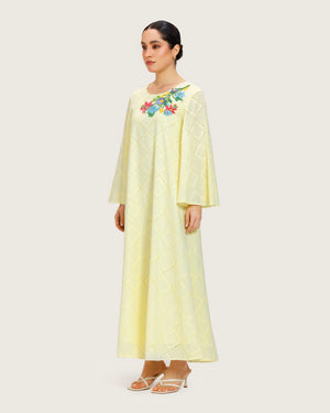 فستان قطني فضفاض بتطريزات يدوية خرزية وترتر