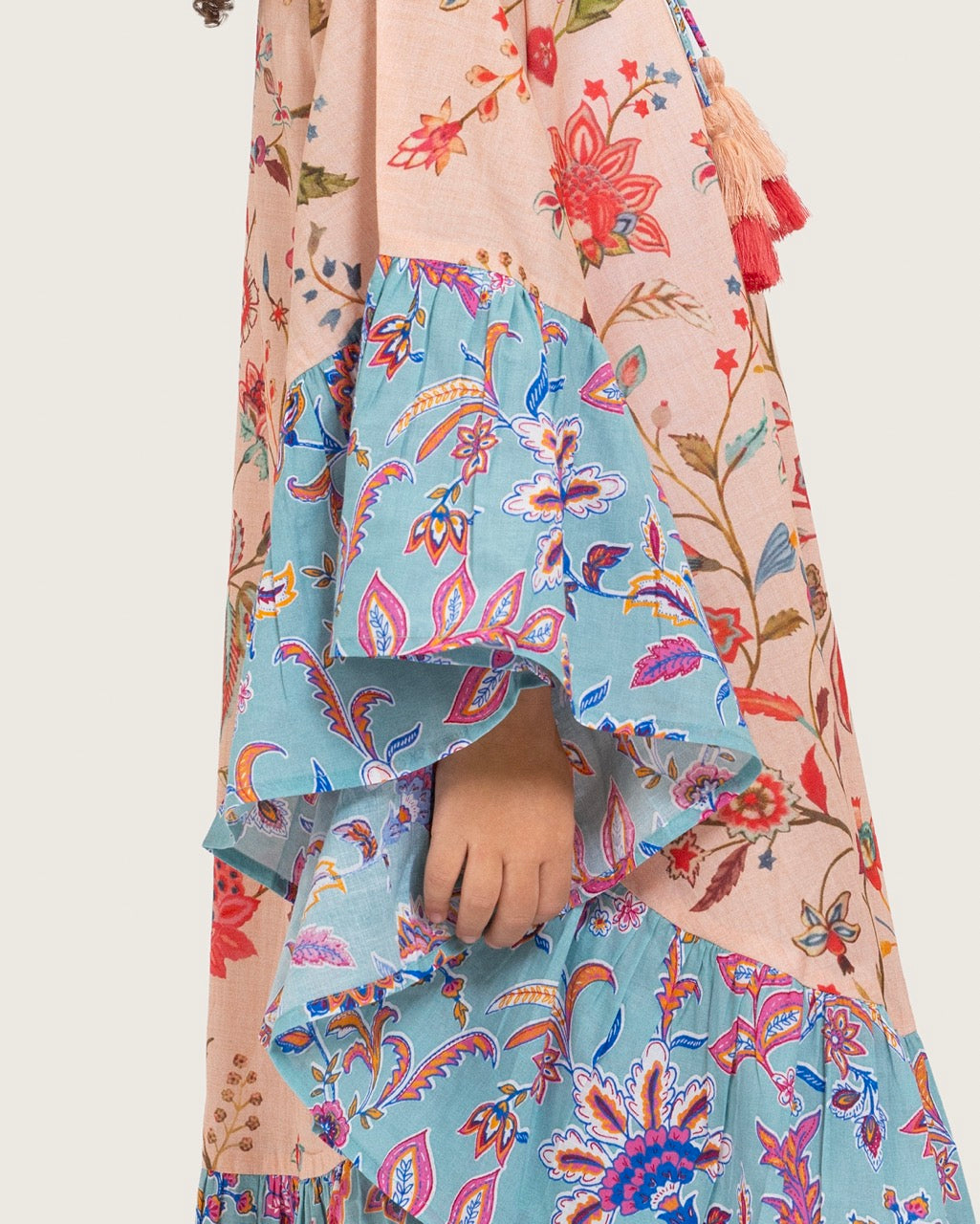 Girls Printed Kaftan with Flowy Silhouette and Sleeves -Peach