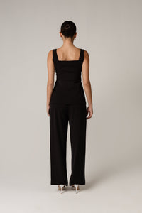 Black Set with Co-Ord Top with Square Neckline – Casual & Modern Style - Noētic