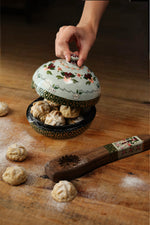 Bonbonniere and Maamoul Hand Painted Set - Noētic