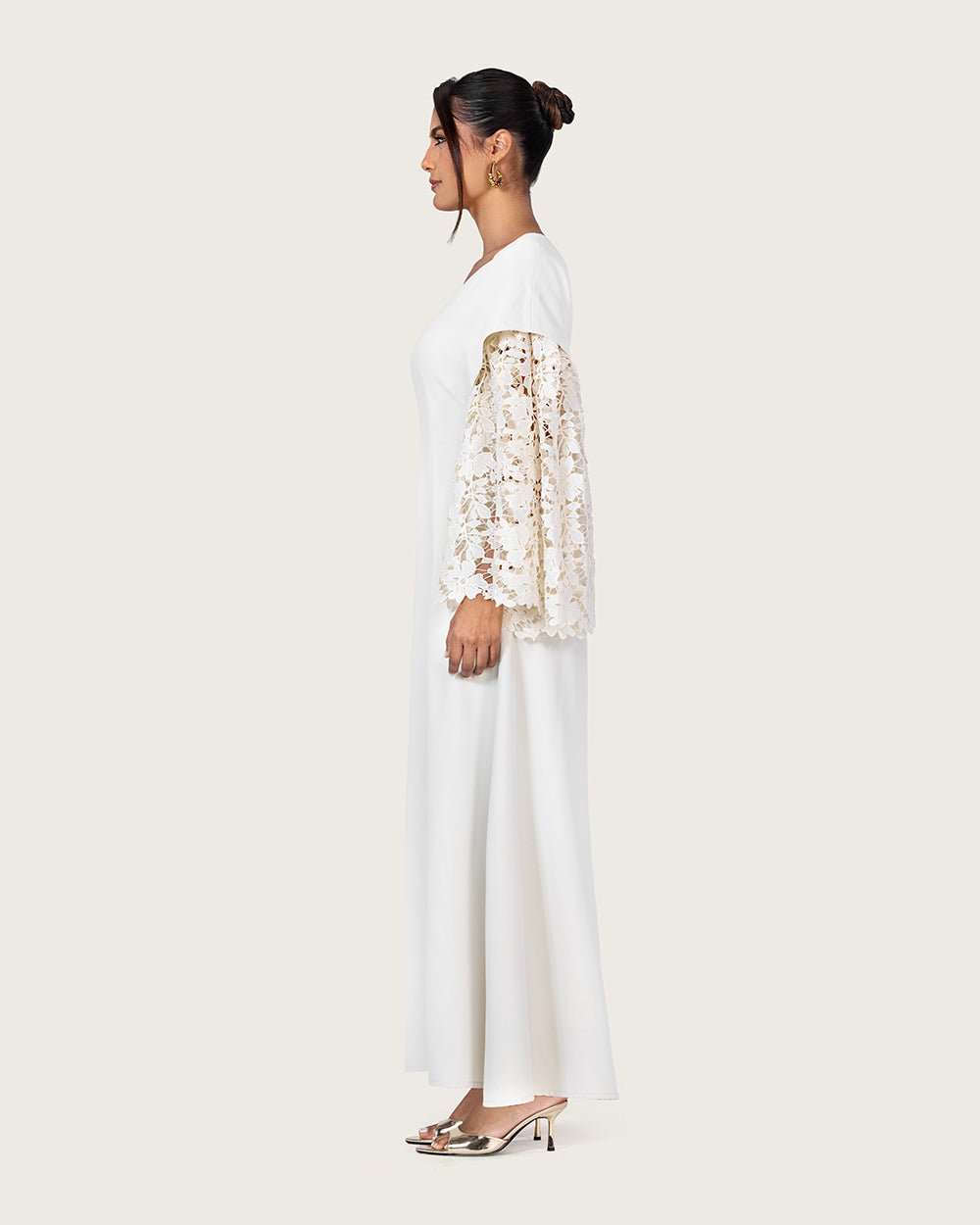 Elegant White Dress with Lace Sleeves - Noētic