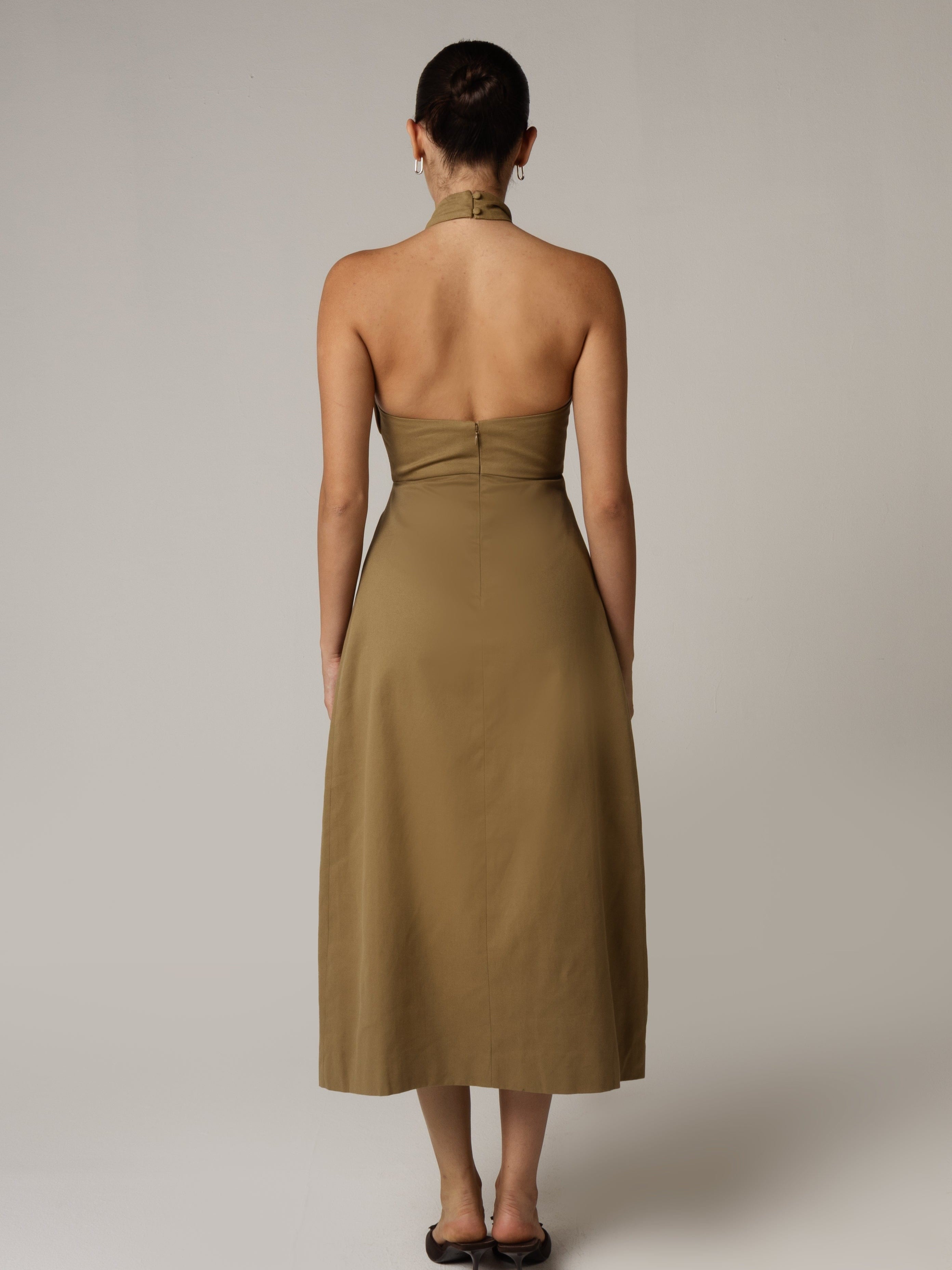 khaki halter neck dress ASOS Design - Halter Neck Bubble Hem Maxi Dress - Women - Viscose/Polyamide - 4 US