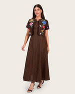 Luxury Linen Two-Piece Set with Hand-Appliqué Floral Embroidery - Noētic