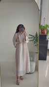 قفطان ماكسي بتطريز زهري يدوي