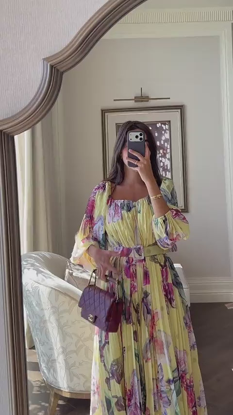 فستان ميدي شيفون أصفر مزهر بكسرات مع حزام